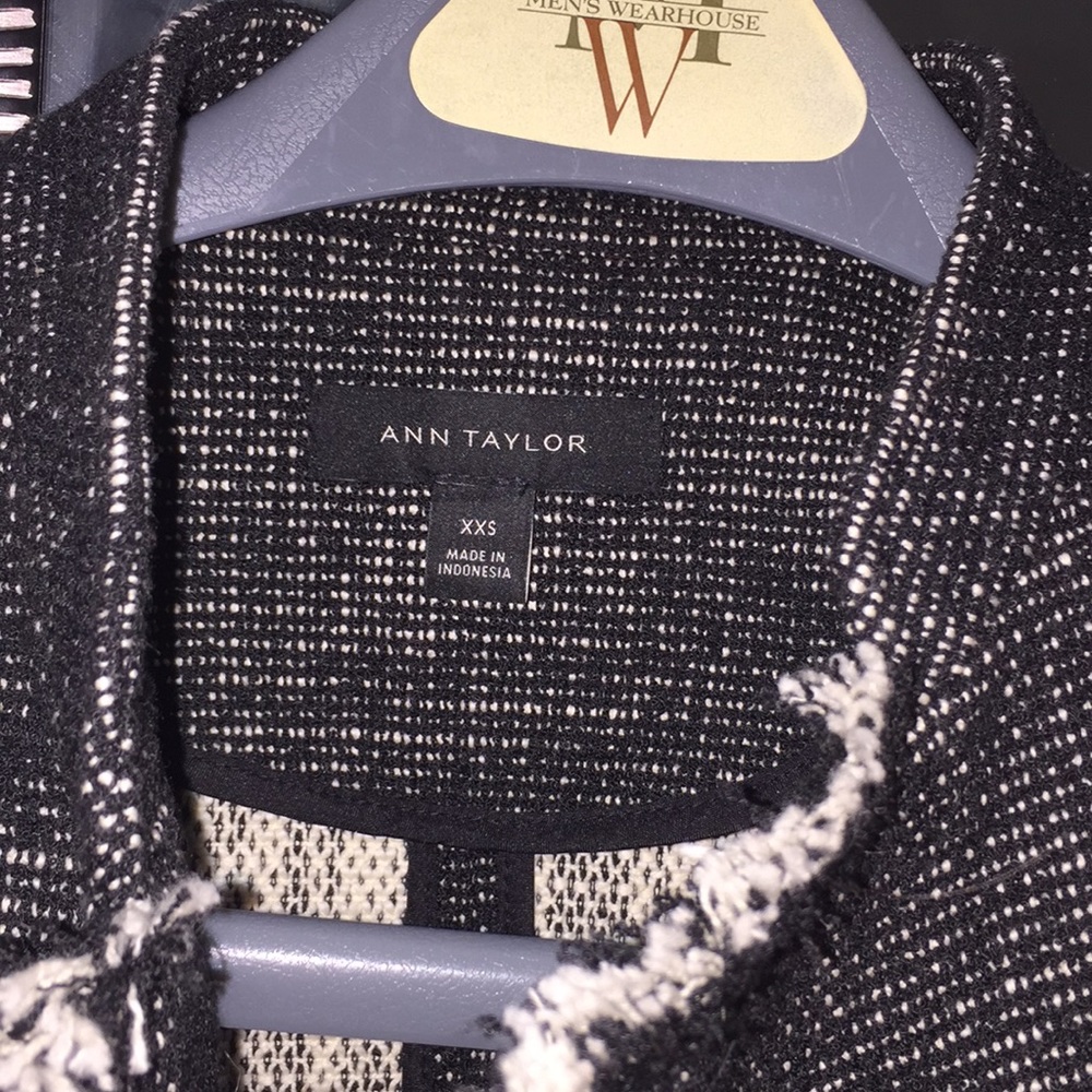 Jacket - Picture 2 of 5